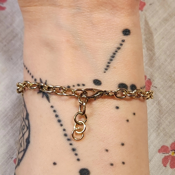 ✨️Diamond International Charm Bracelet✨️ - Picture 2 of 7